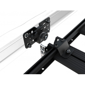 Montpellier4x4 | Front Runner Quick Release Awning Mount Kit